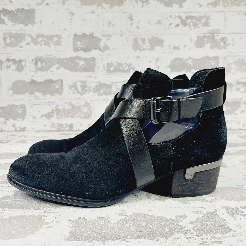 Isola Davan Black Suede Buckle Detail Block Heel Ankle Boots H975